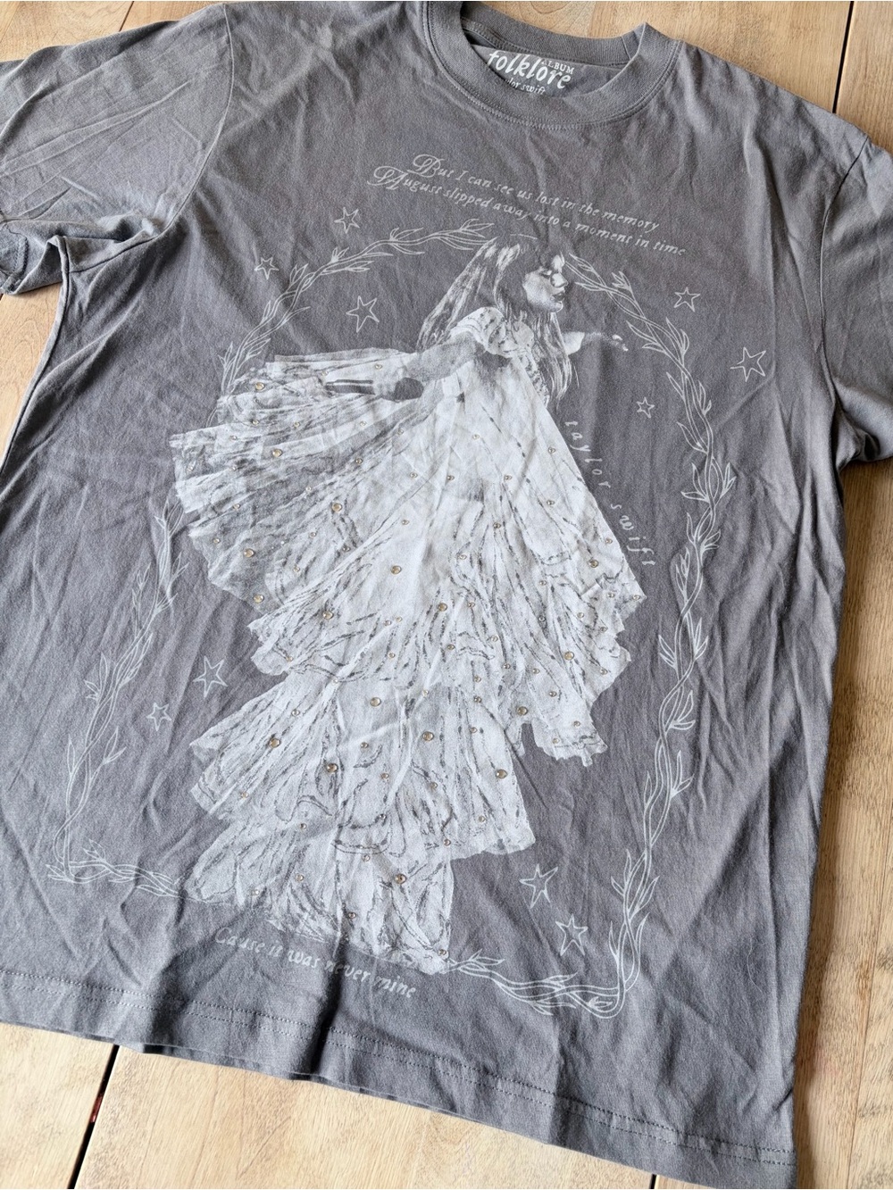 Taylor Swift folklore Moment in Time August T-shirt Rhinestone official gray - Picture 2 of 5